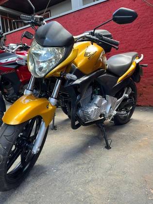 HONDA CB 300R HONDA CB 300R